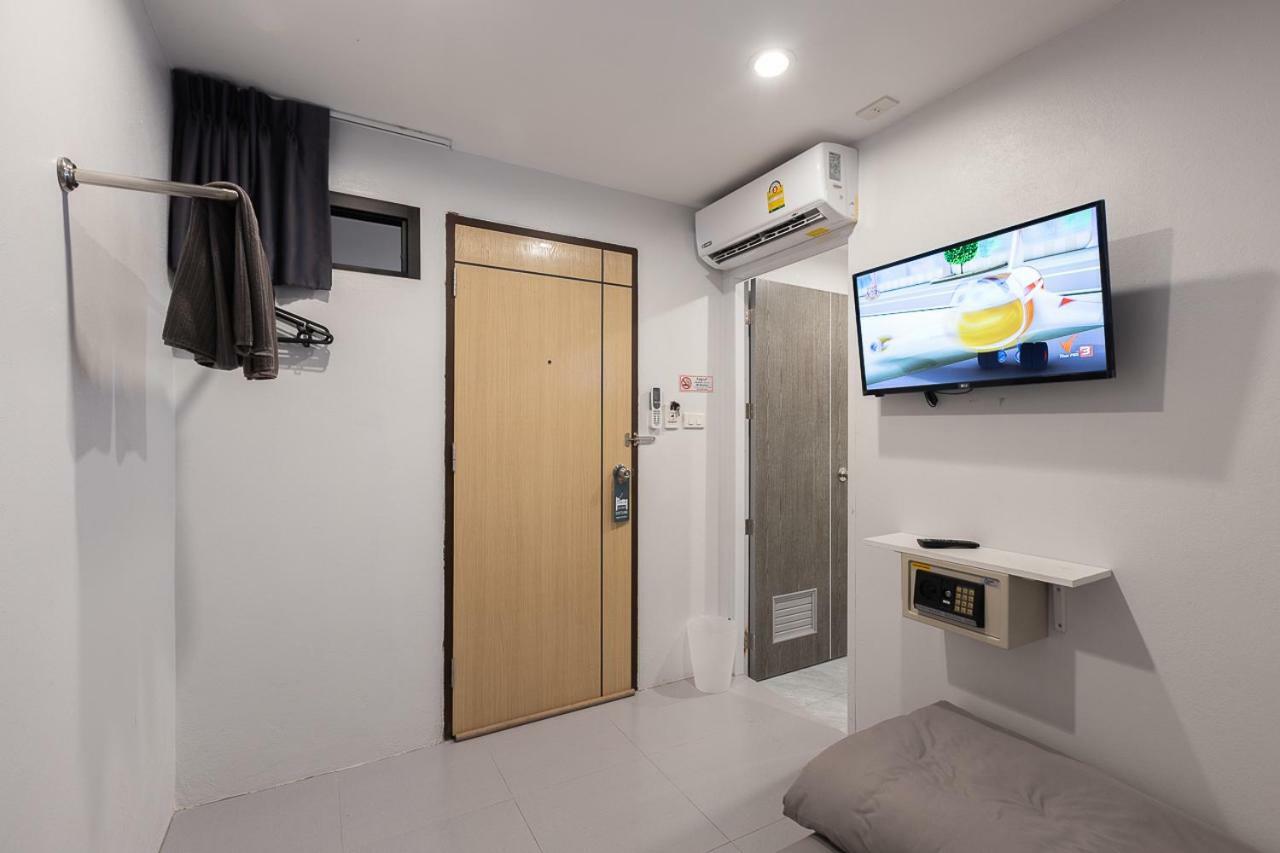 Хостел Minimal House Patong (Adults Only) Экстерьер фото