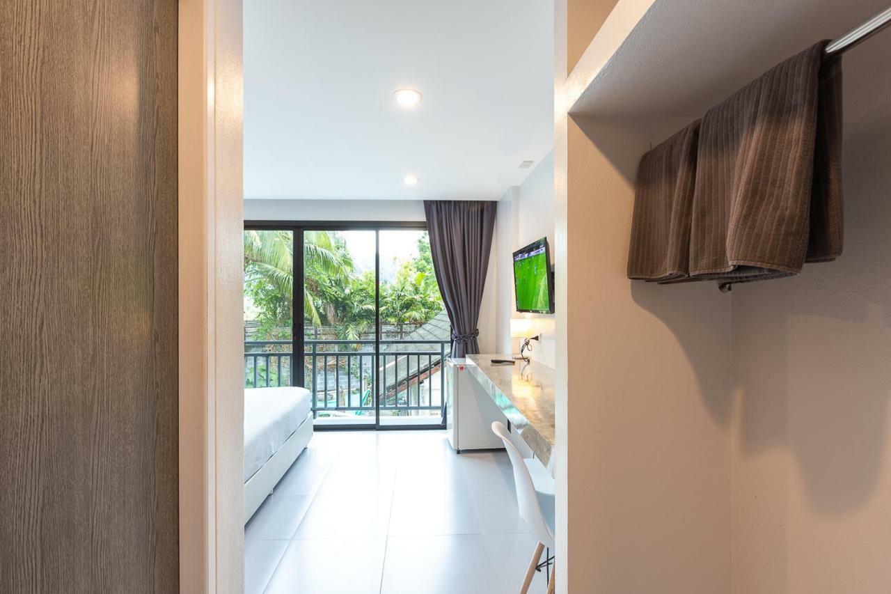 Хостел Minimal House Patong (Adults Only) Экстерьер фото